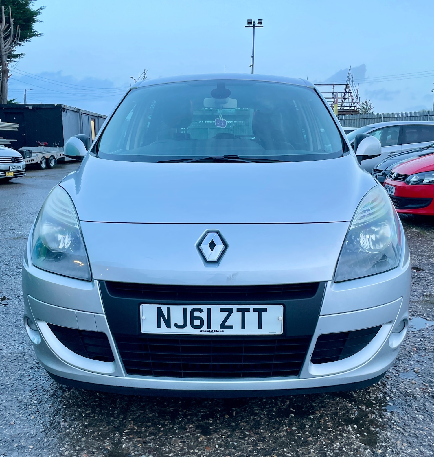 Used Renault Scenic 2011 for sale - 76897287: Photo 3