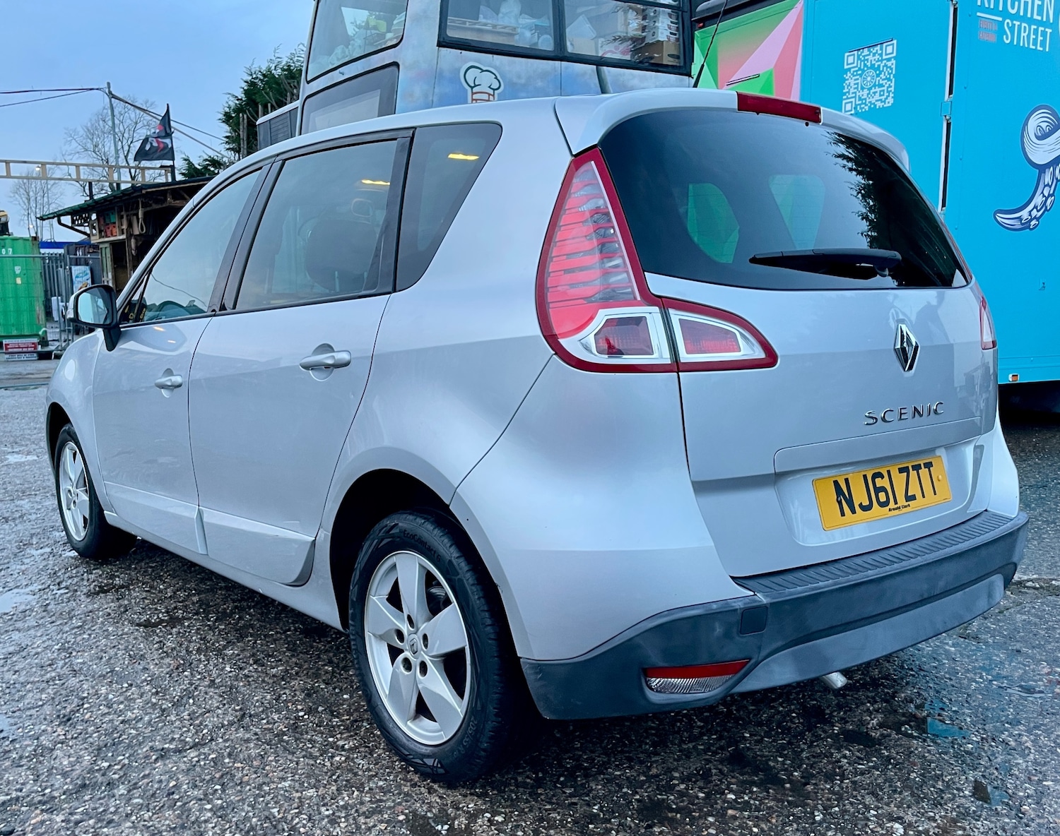 Used Renault Scenic 2011 for sale - 76897287: Photo 8
