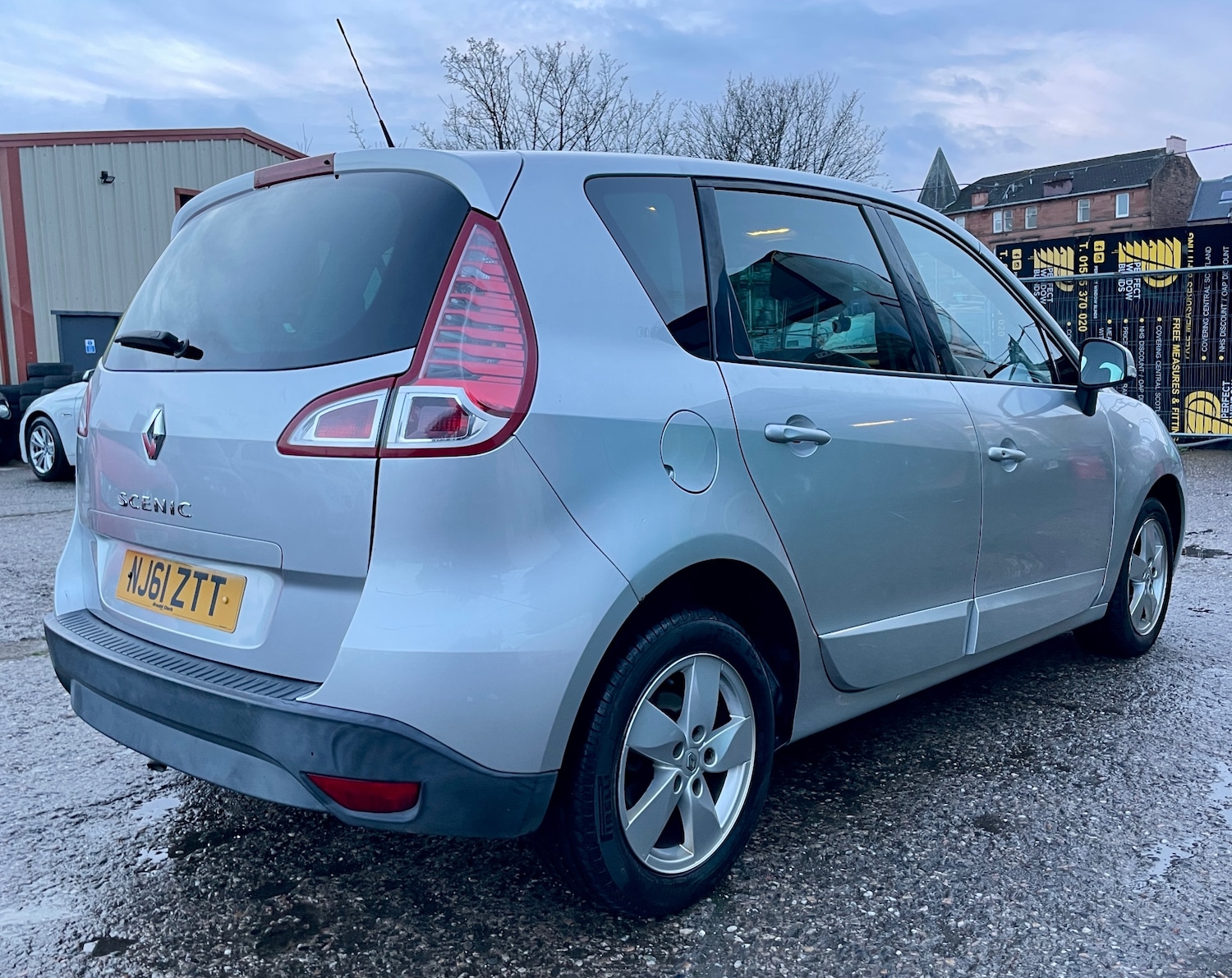 Used Renault Scenic 2011 for sale - 76897287: Photo 9
