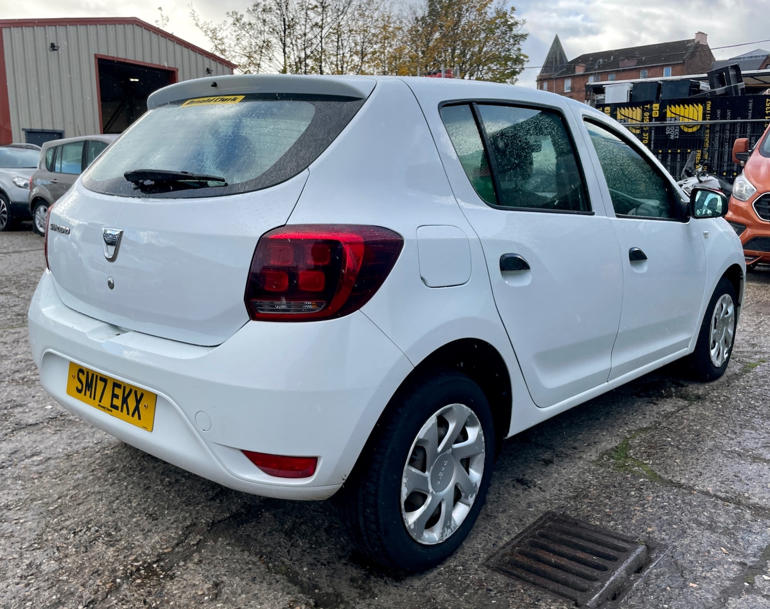 Used Dacia Sandero 2017 for sale - 77172704: Photo 10