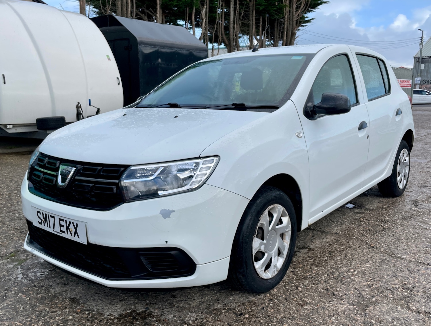 Used Dacia Sandero 2017 for sale - 77172704: Photo 4