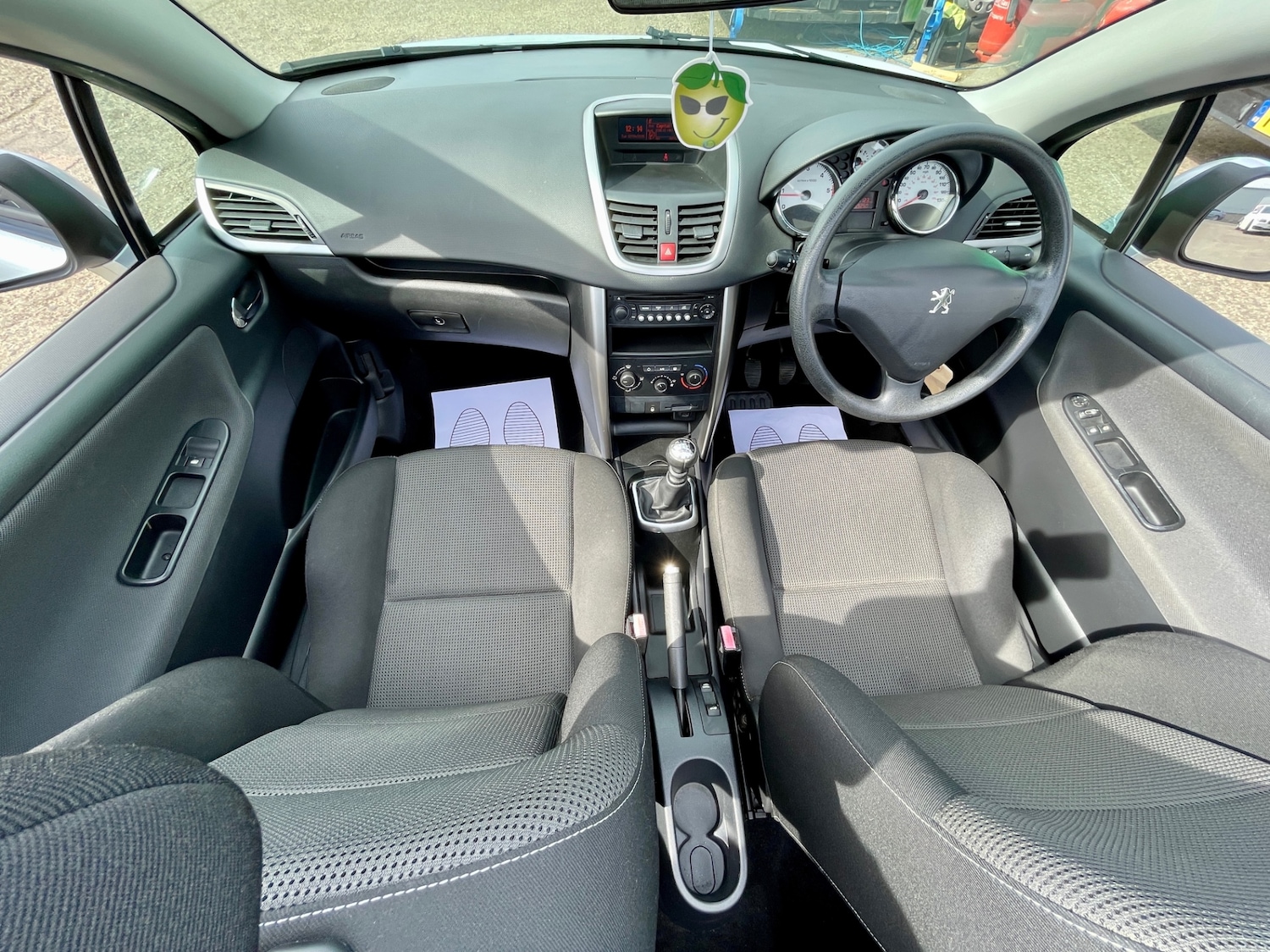 Used Peugeot 207 2012 for sale - 78152781: Photo 3