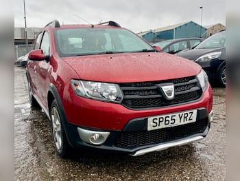 Used Dacia Sandero Stepway 2015 for sale - 79639047: Photo