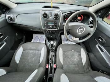 Used Dacia Sandero Stepway 2015 for sale - 79639047: Photo
