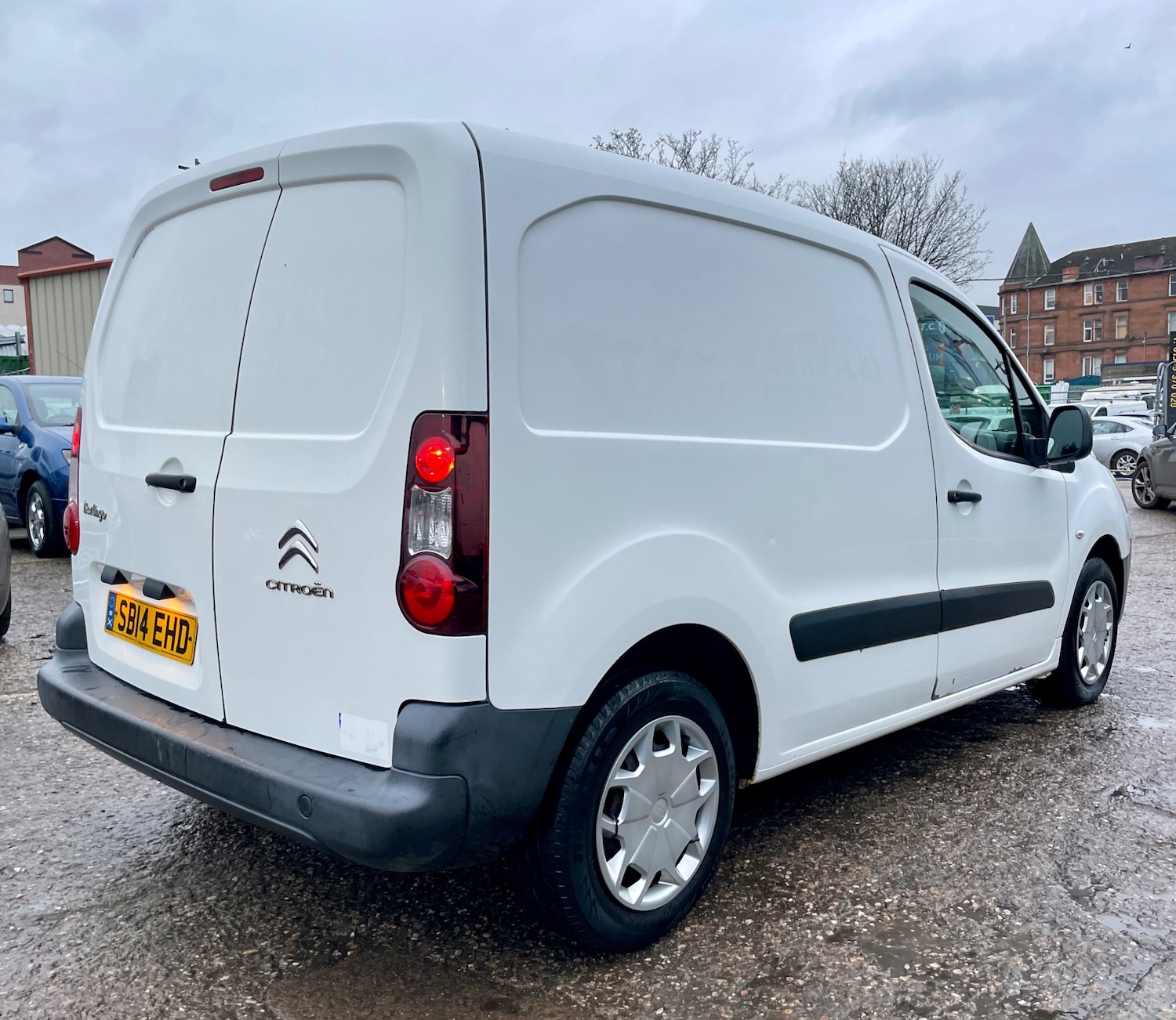 Used Citroen Berlingo 2014 for sale - 77505980: Photo 2