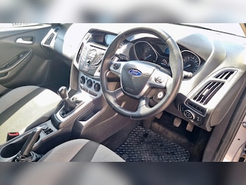 Used Ford Focus 2013 for sale - 79006204: Photo