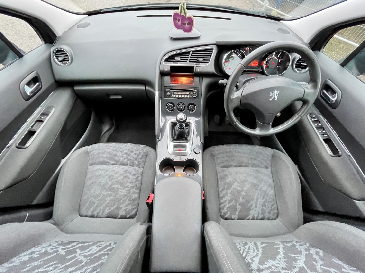 Used Peugeot 3008 2013 for sale - 77504164: Photo 3