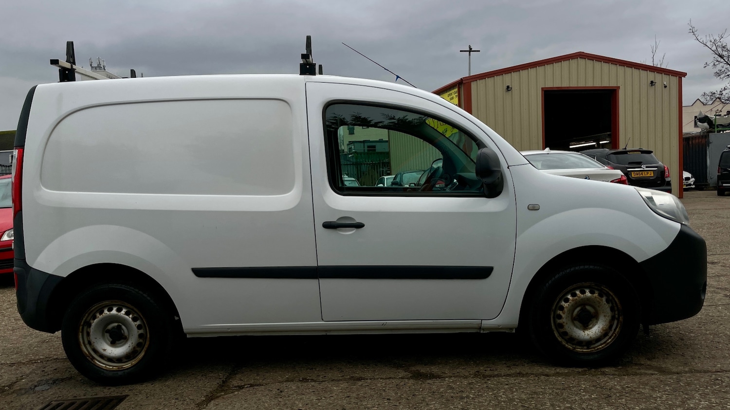 Used Renault Kangoo 2015 for sale - 76656390: Photo 8