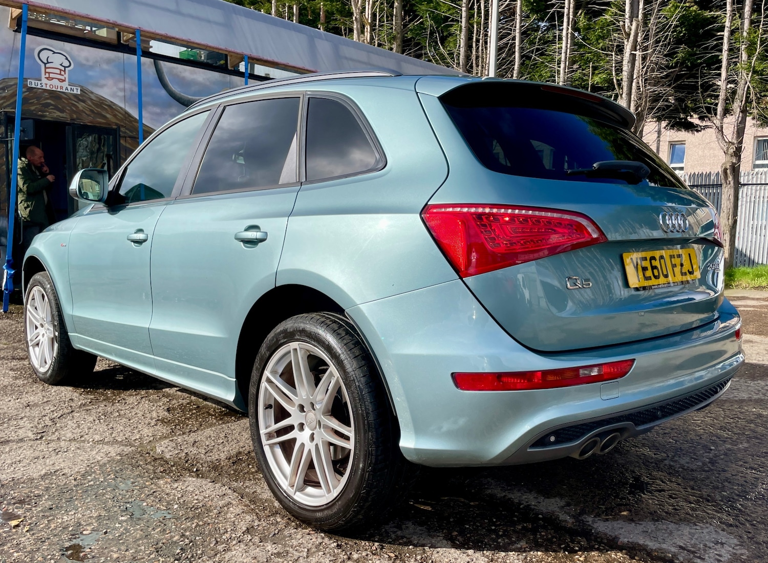 Used Audi Q5 2010 for sale - 78125352: Photo 2