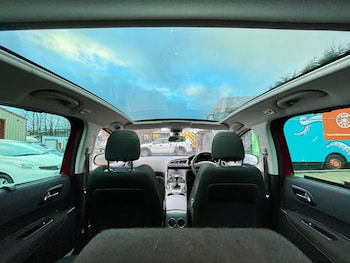 Used Peugeot 3008 2011 for sale - 77087980: Photo