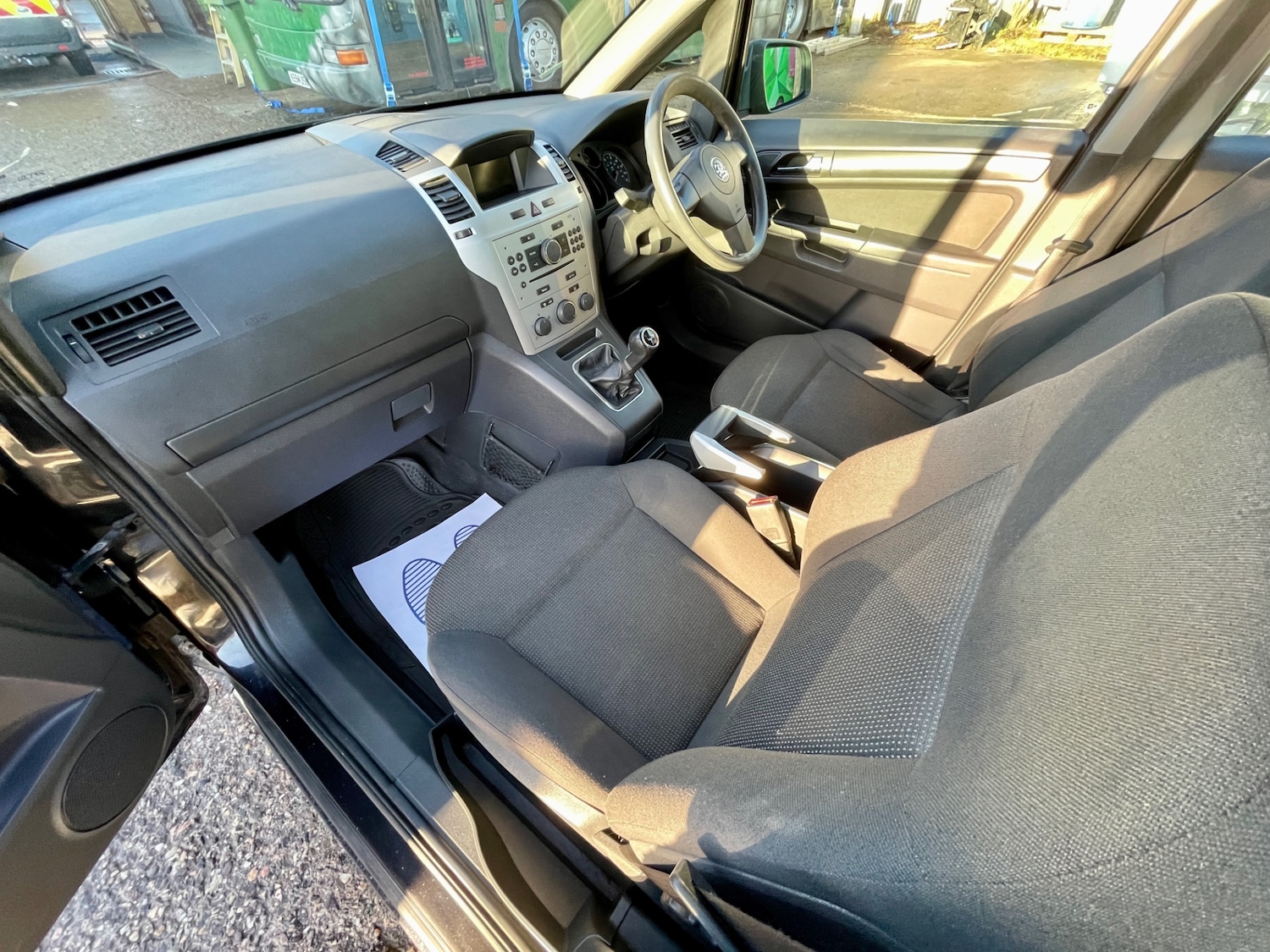 Used Vauxhall Zafira 2010 for sale - 77014604: Photo 12