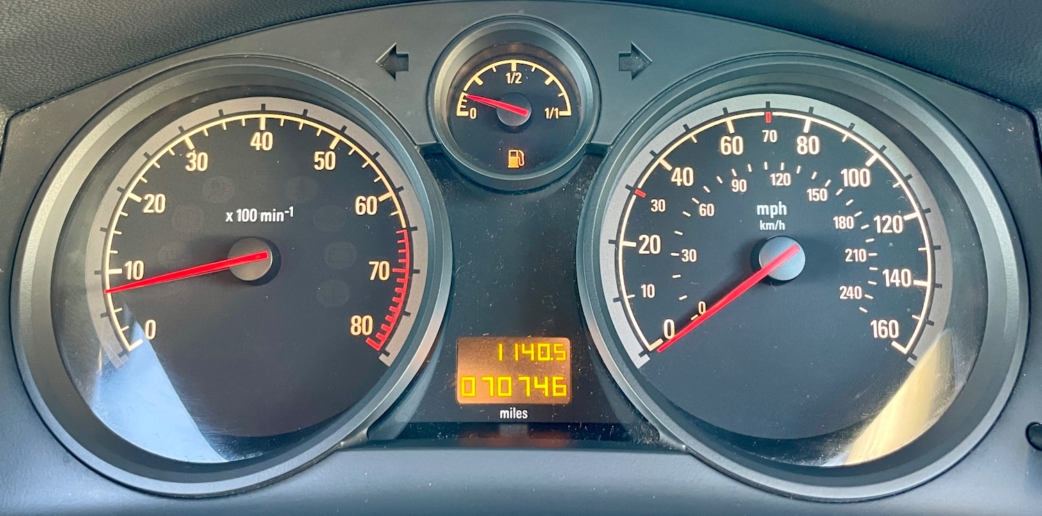 Used Vauxhall Zafira 2010 for sale - 77014604: Photo 19