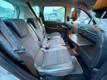 Used Renault Scenic 2011 for sale - 78064675: Photo