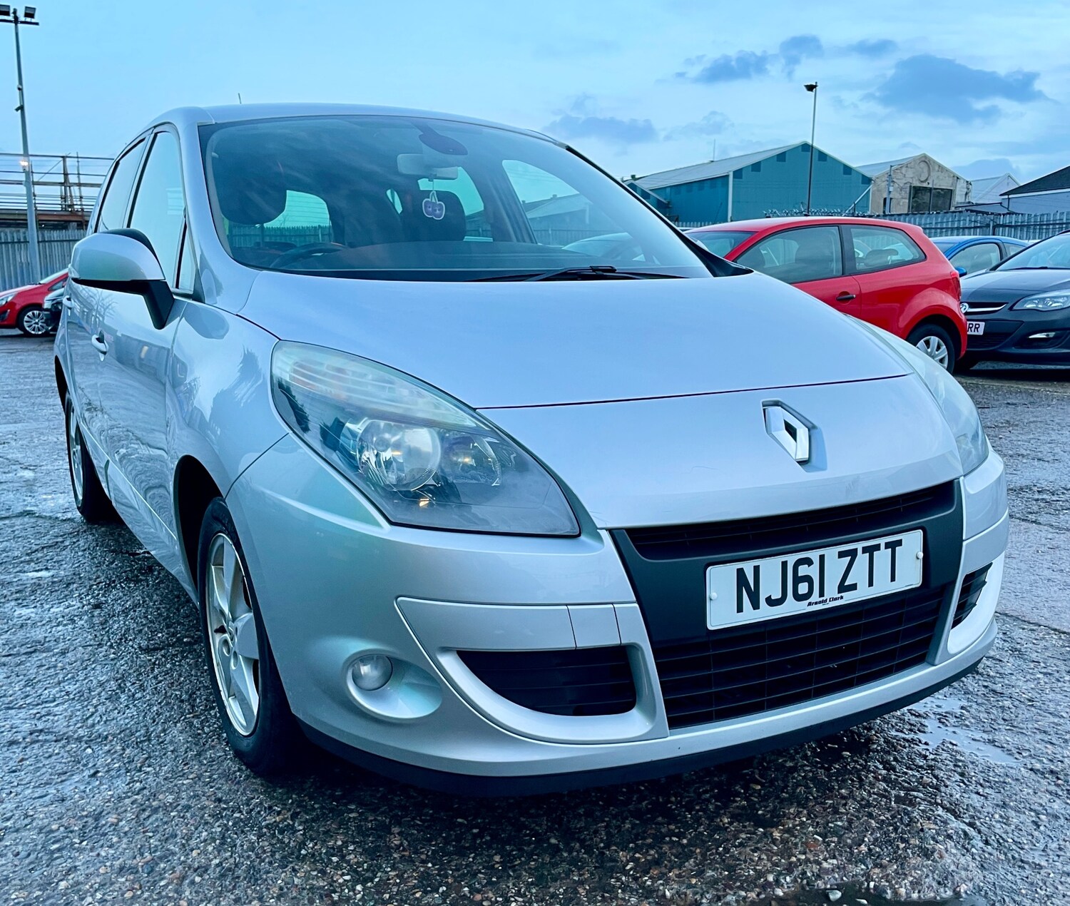 Used Renault Scenic 2011 for sale - 78064675: Photo 7