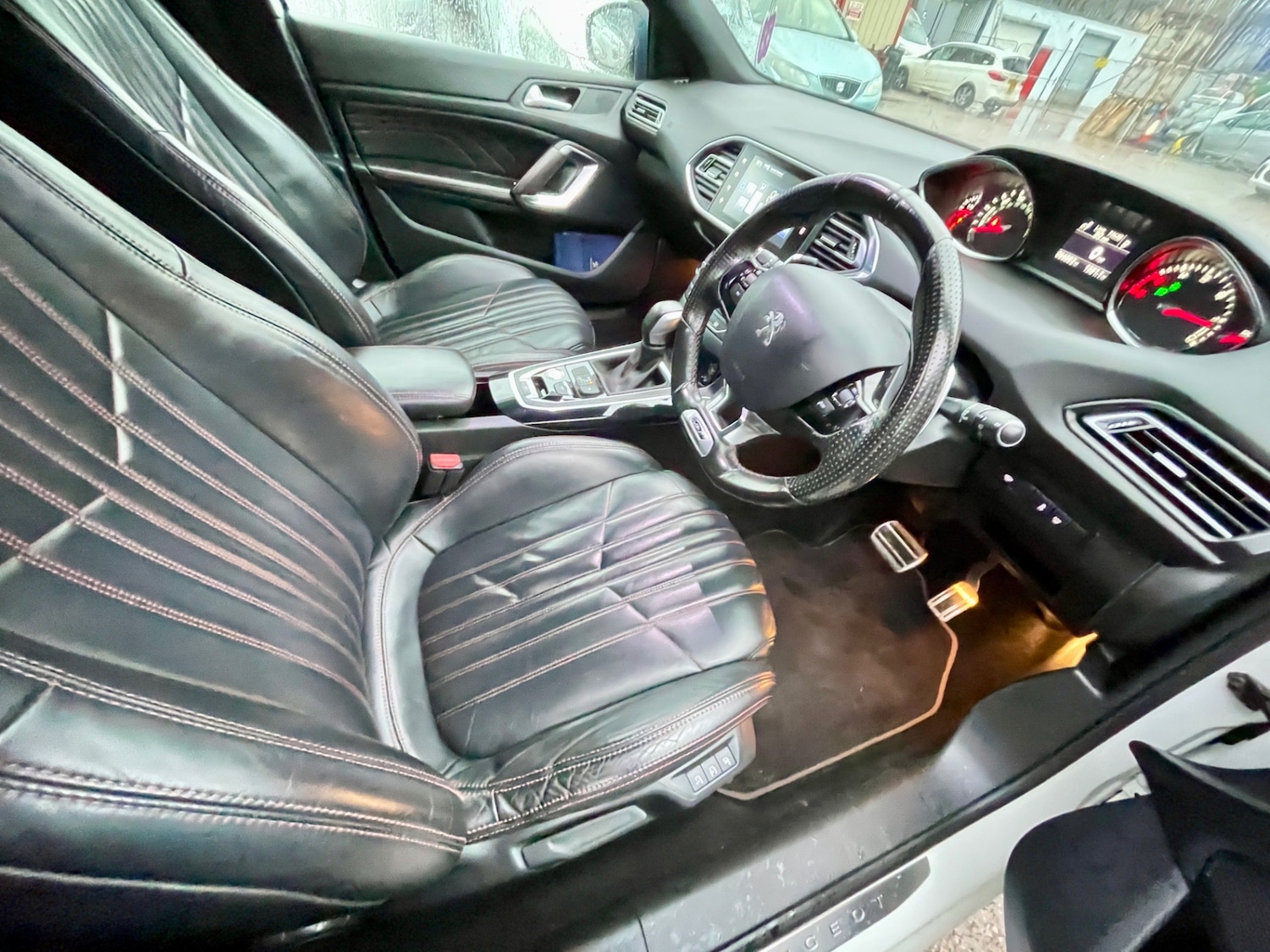 Used Peugeot 308 2015 for sale - 77632596: Photo 17