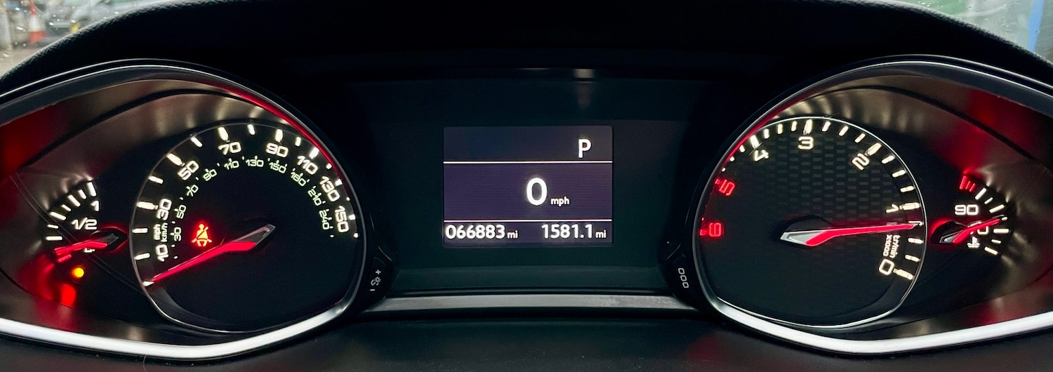 Used Peugeot 308 2015 for sale - 77632596: Photo 19