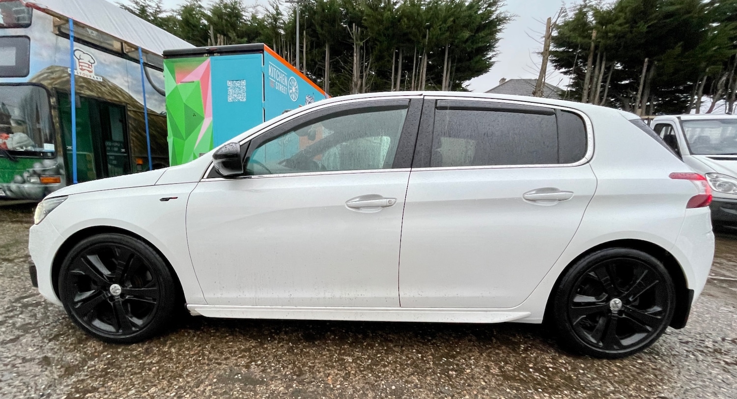 Used Peugeot 308 2015 for sale - 77632596: Photo 8