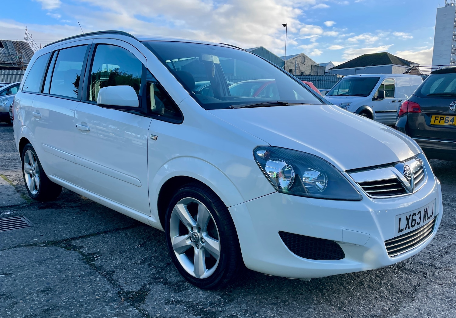 Used Vauxhall Zafira 2013 for sale - 76589929: Photo 1