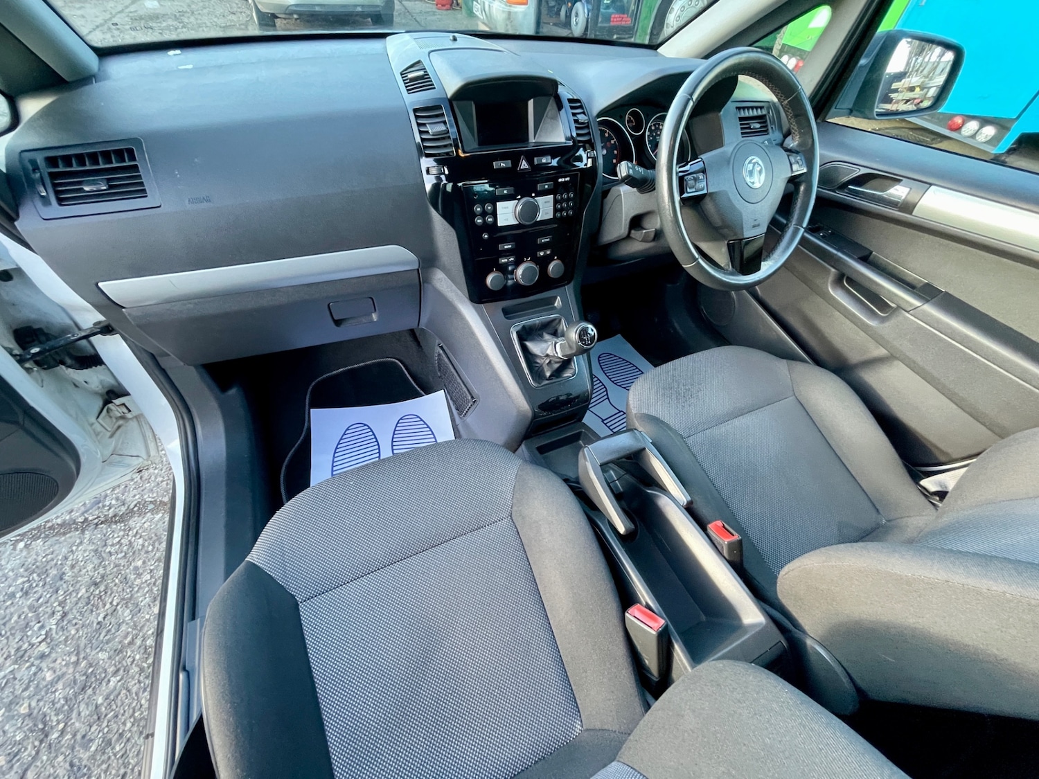 Used Vauxhall Zafira 2013 for sale - 76589929: Photo 17