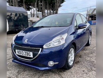 Used Peugeot 208 2013 for sale - 76470828: Photo