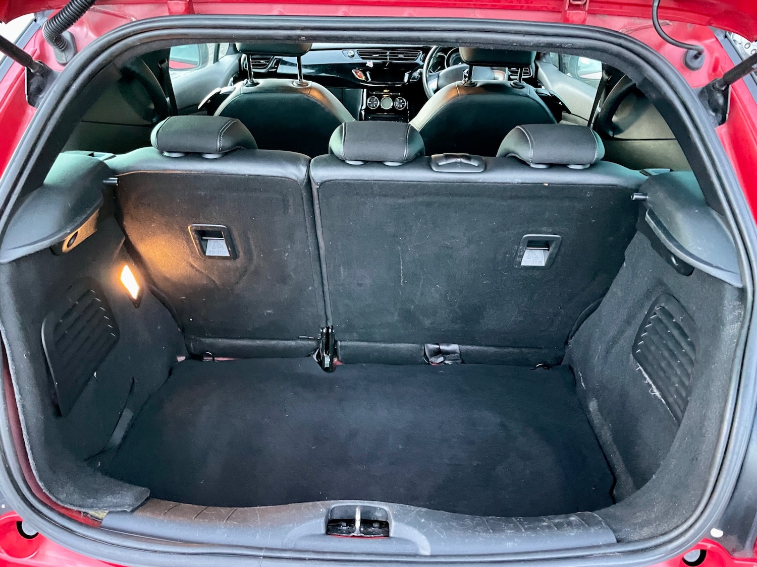 Used Citroen DS3 2013 for sale - 76664889: Photo 12