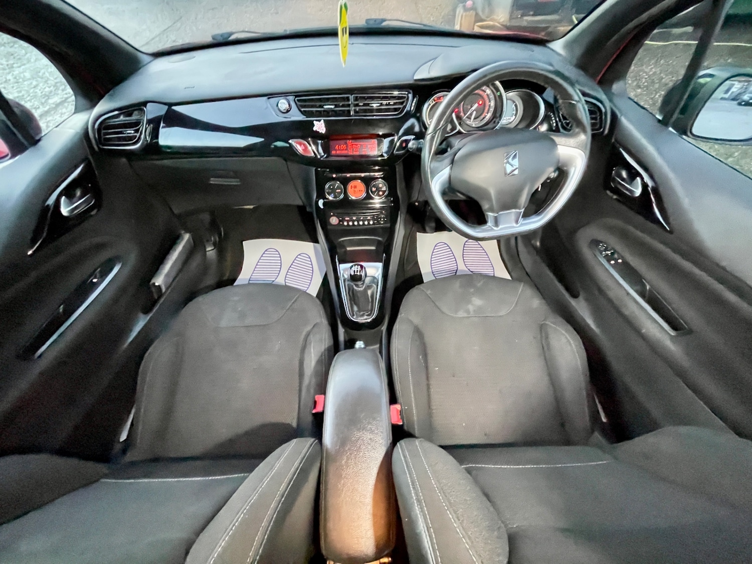 Used Citroen DS3 2013 for sale - 76664889: Photo 3