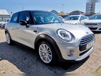 Used MINI Hatch 2016 for sale - 79311779: Photo