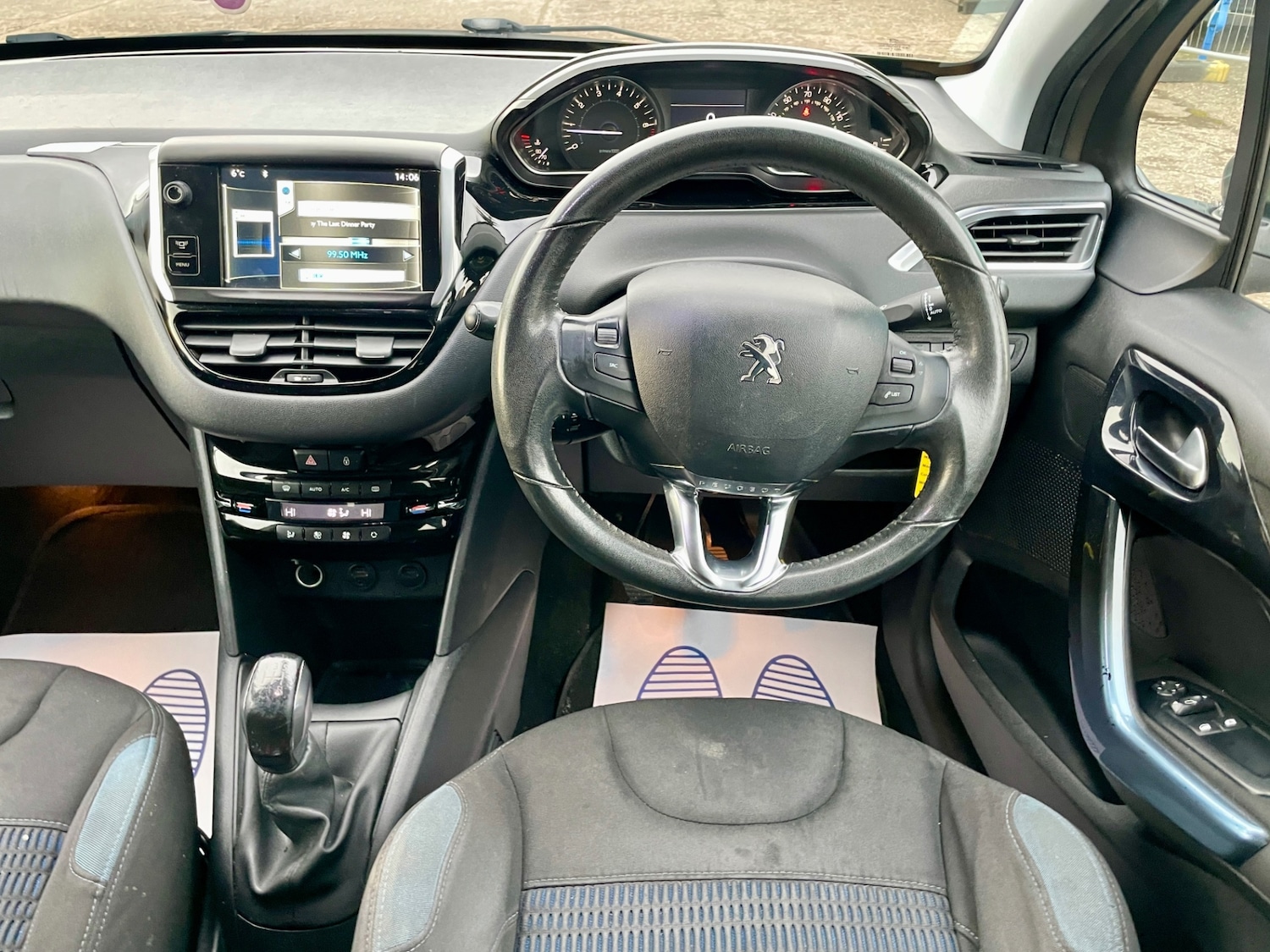 Used Peugeot 208 2012 for sale - 77261196: Photo 13