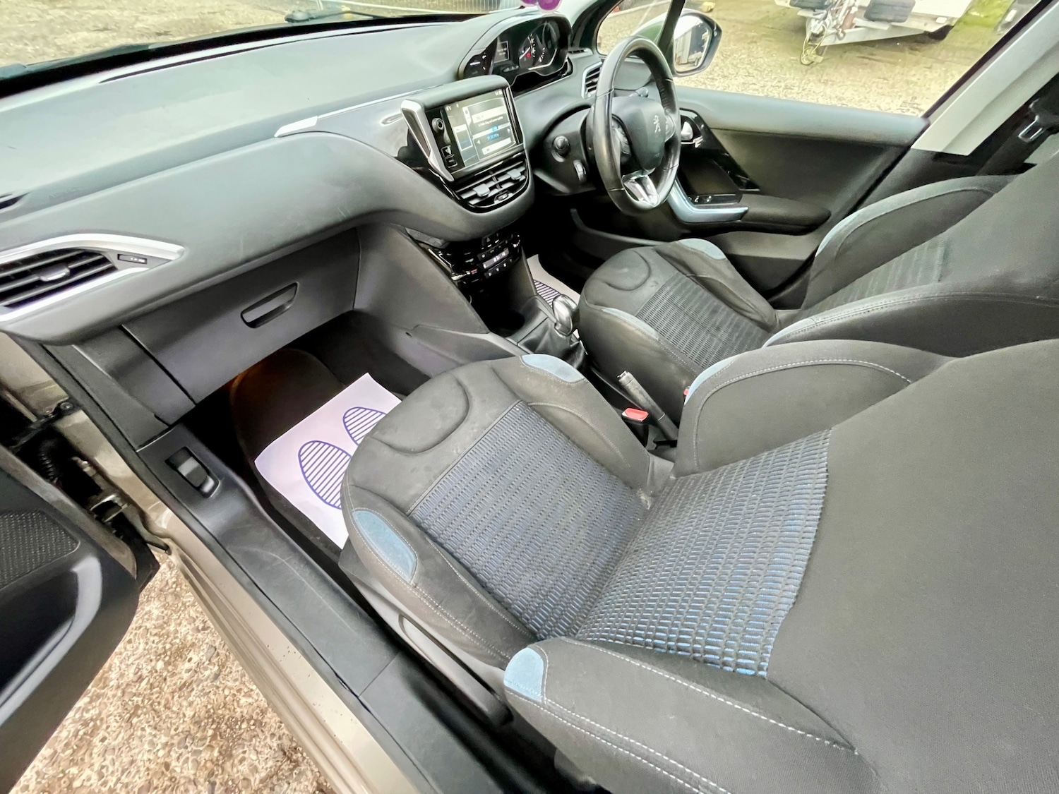 Used Peugeot 208 2012 for sale - 77261196: Photo 16