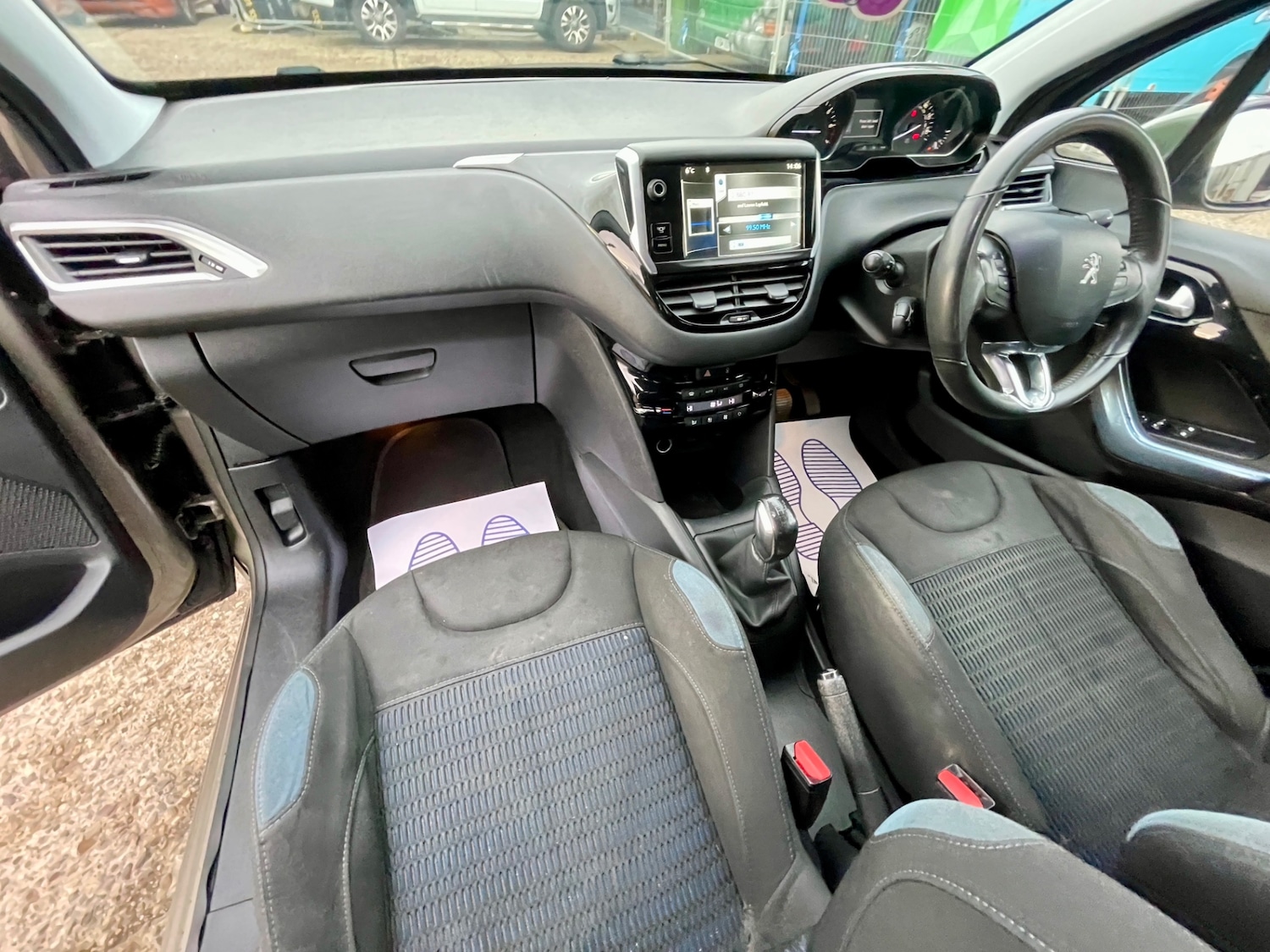 Used Peugeot 208 2012 for sale - 77261196: Photo 17