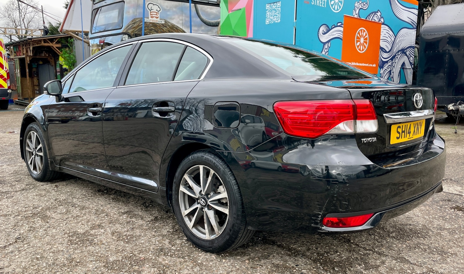 Used Toyota Avensis 2014 for sale - 77916173: Photo 12