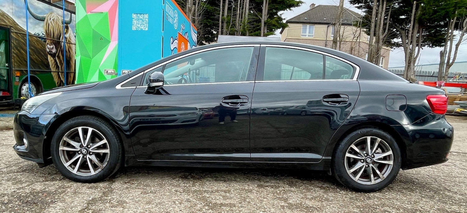 Used Toyota Avensis 2014 for sale - 77916173: Photo 13