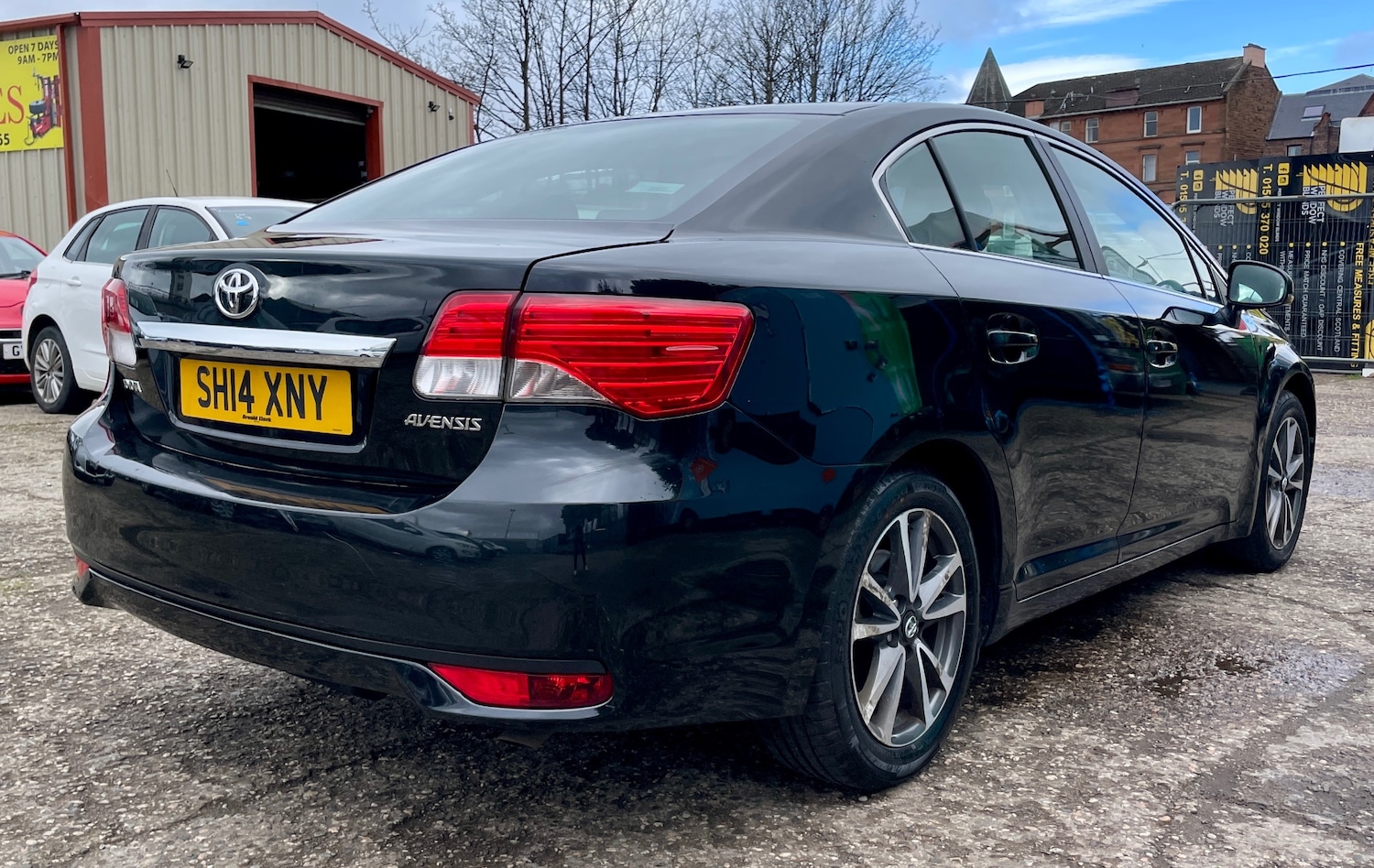Used Toyota Avensis 2014 for sale - 77916173: Photo 16