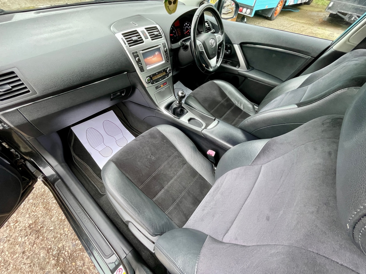 Used Toyota Avensis 2014 for sale - 77916173: Photo 19