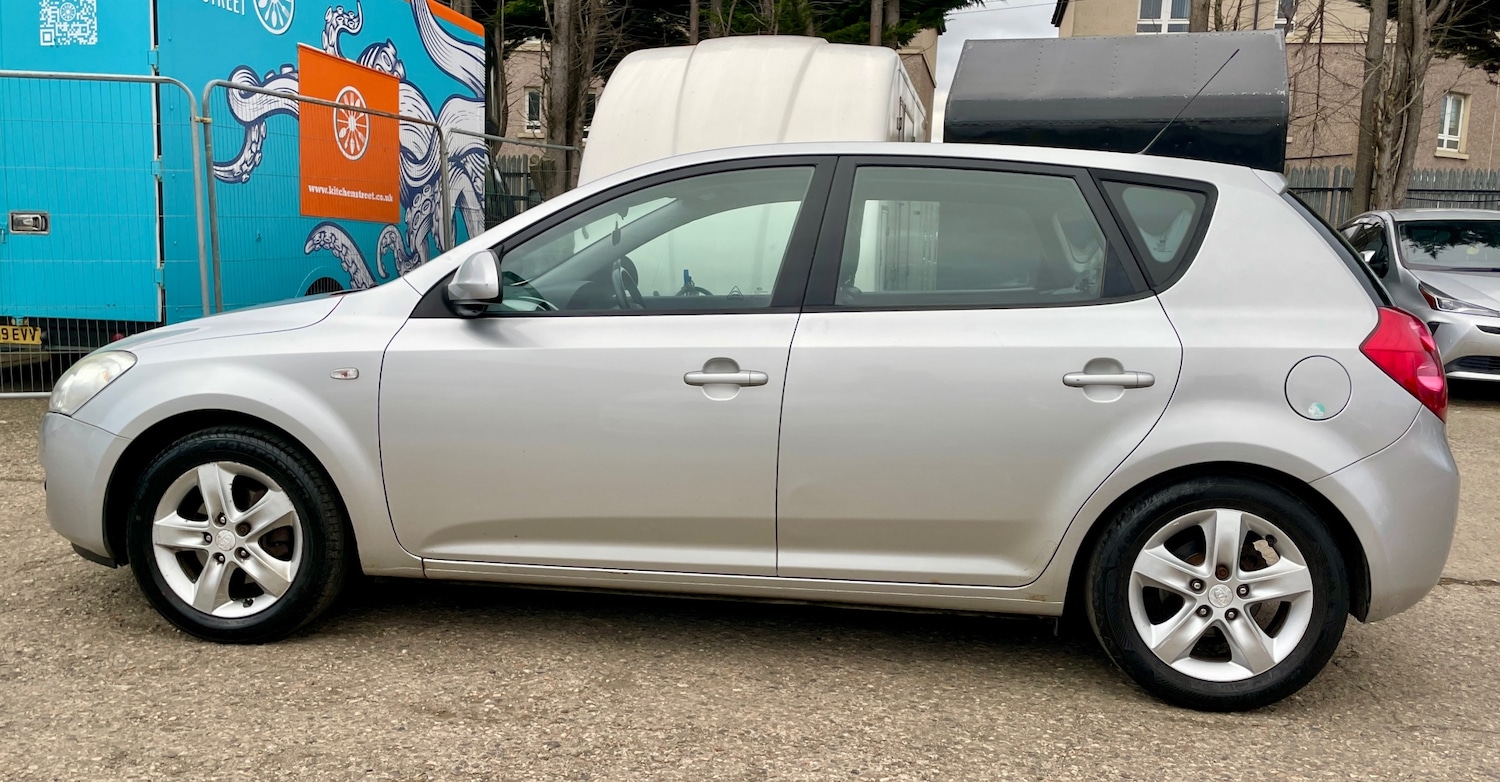 Used Kia Ceed 2009 for sale - 77382021: Photo 11