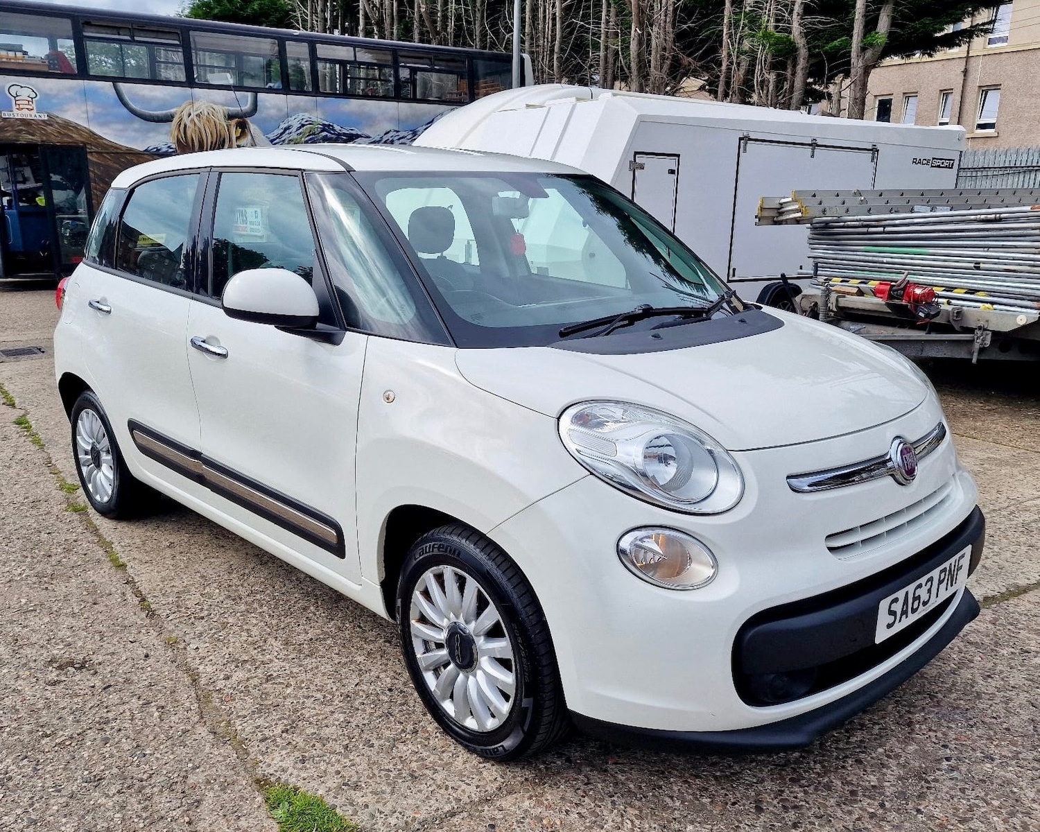 Used Fiat 500L 2013 for sale - 76255186: Photo 1