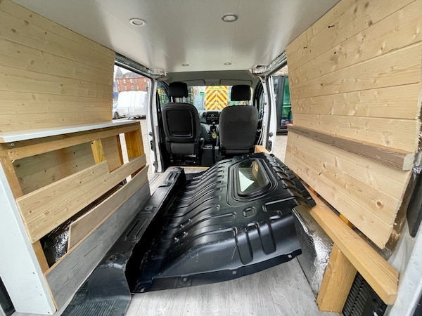 Used Nissan NV200 2011 for sale - 76293328: Photo 15
