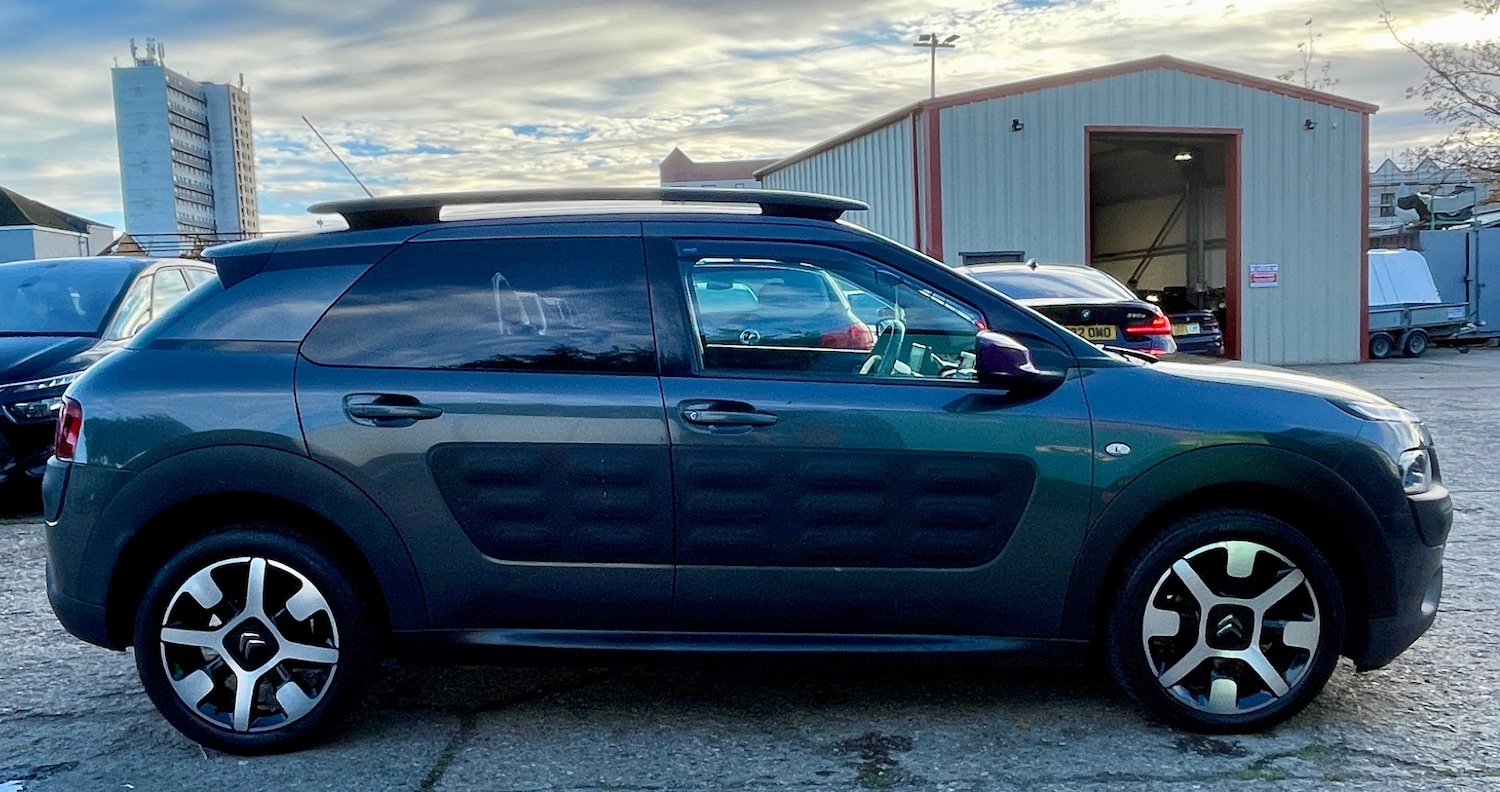 Used Citroen C4 Cactus 2015 for sale - 76386975: Photo 13