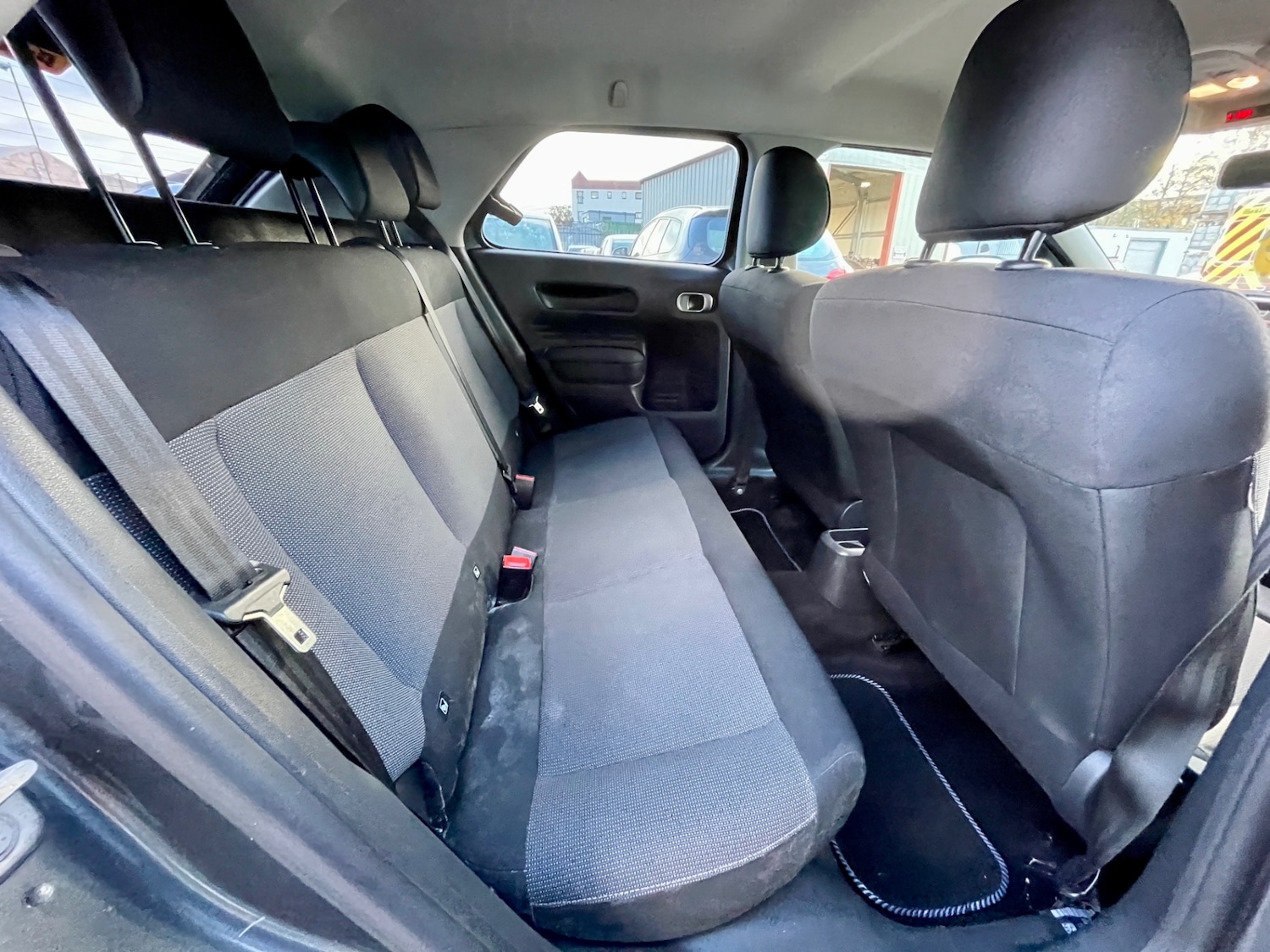 Used Citroen C4 Cactus 2015 for sale - 76386975: Photo 6