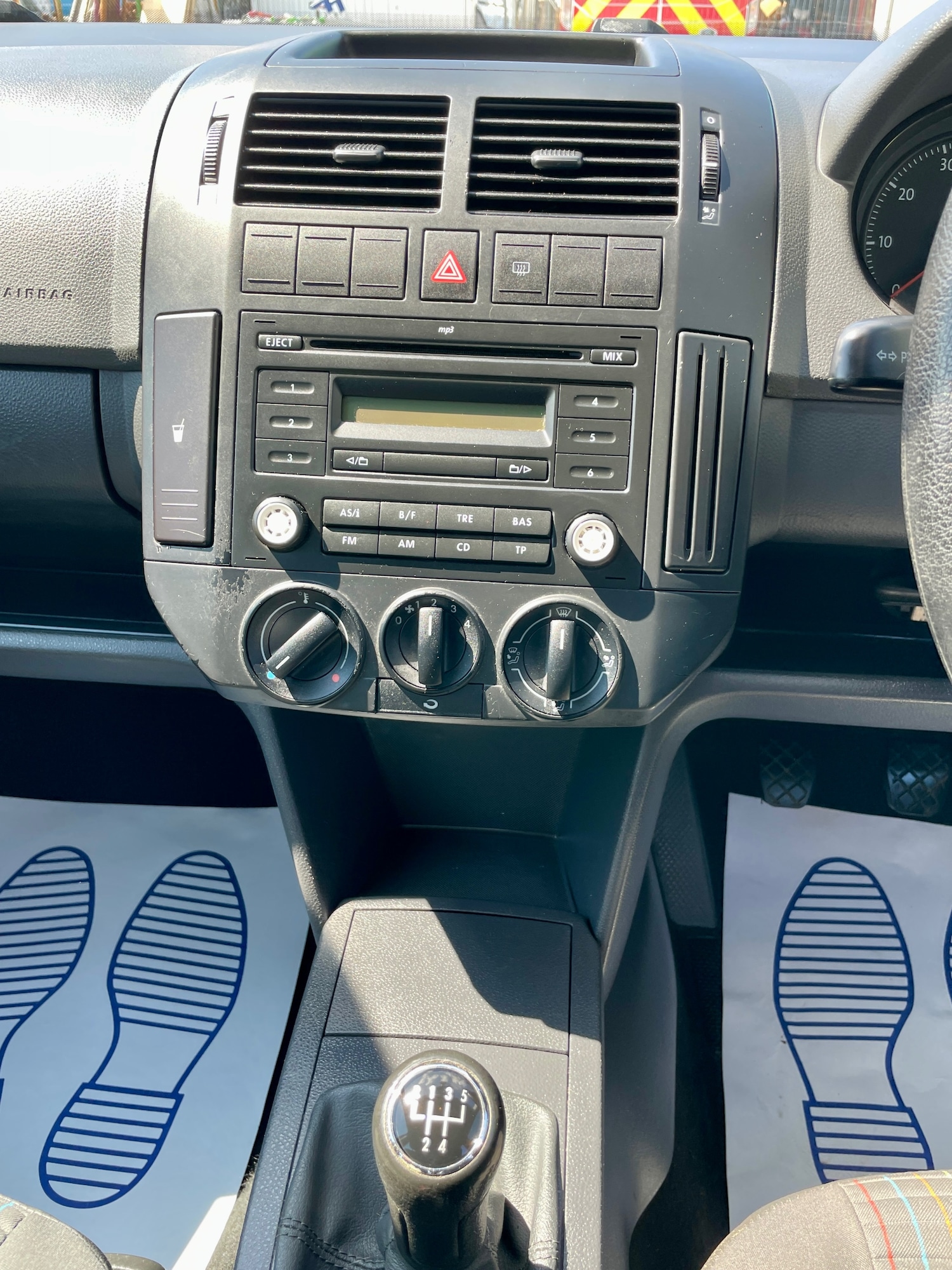 Used Volkswagen Polo 2008 for sale - 76386995: Photo 15