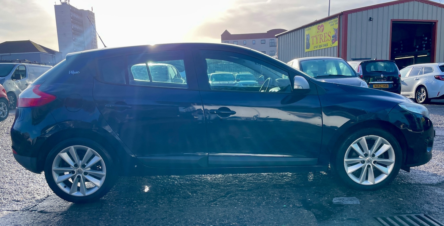 Used Renault Megane 2009 for sale - 77356788: Photo 17