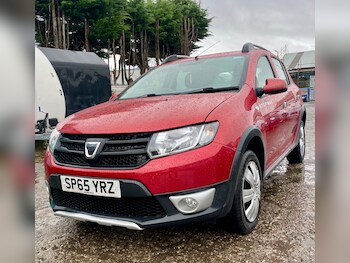 Used Dacia Sandero Stepway 2015 for sale - 76543100: Photo