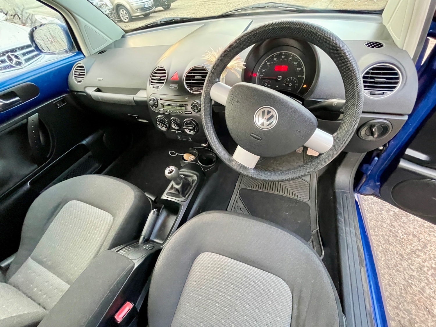 Used Volkswagen Beetle 2010 for sale - 76324998: Photo 15