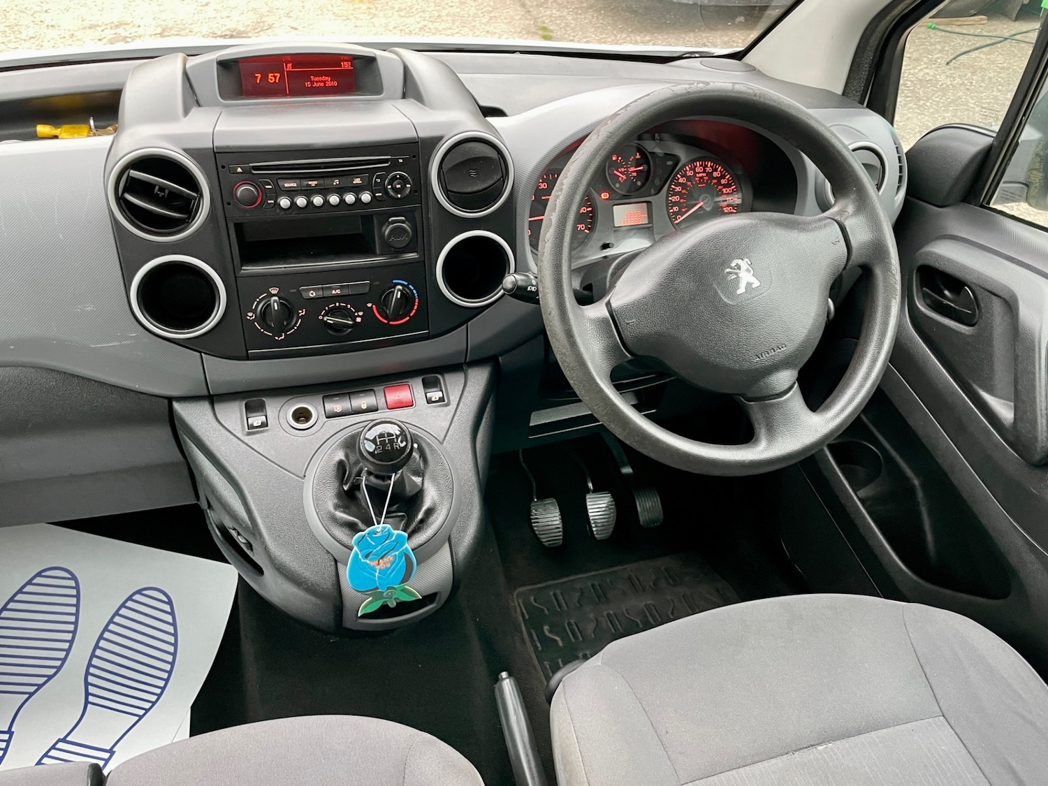 Vehicle 14