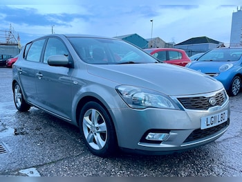 2011 (11) - 1.6 CRDi 89 2 EcoDynamics 5dr