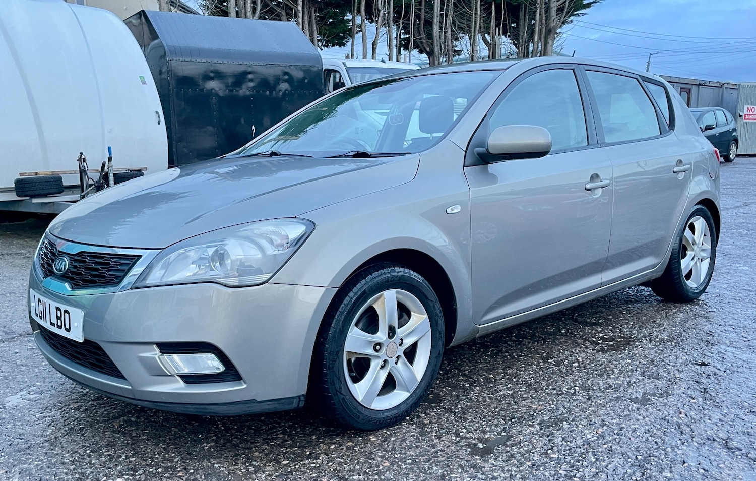 Used Kia Ceed 2011 for sale - 77165620: Photo 5