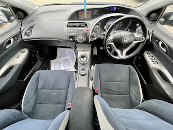 Used Honda Civic 2008 for sale - 75999989: Photo