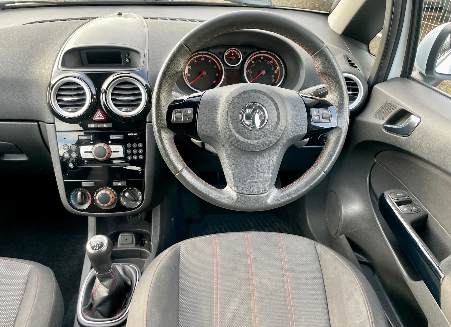 Used Vauxhall Corsa 2012 for sale - 77632606: Photo 14