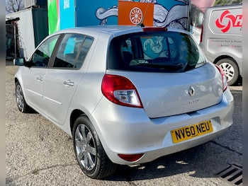 Used Renault Clio 2010 for sale - 75587507: Photo