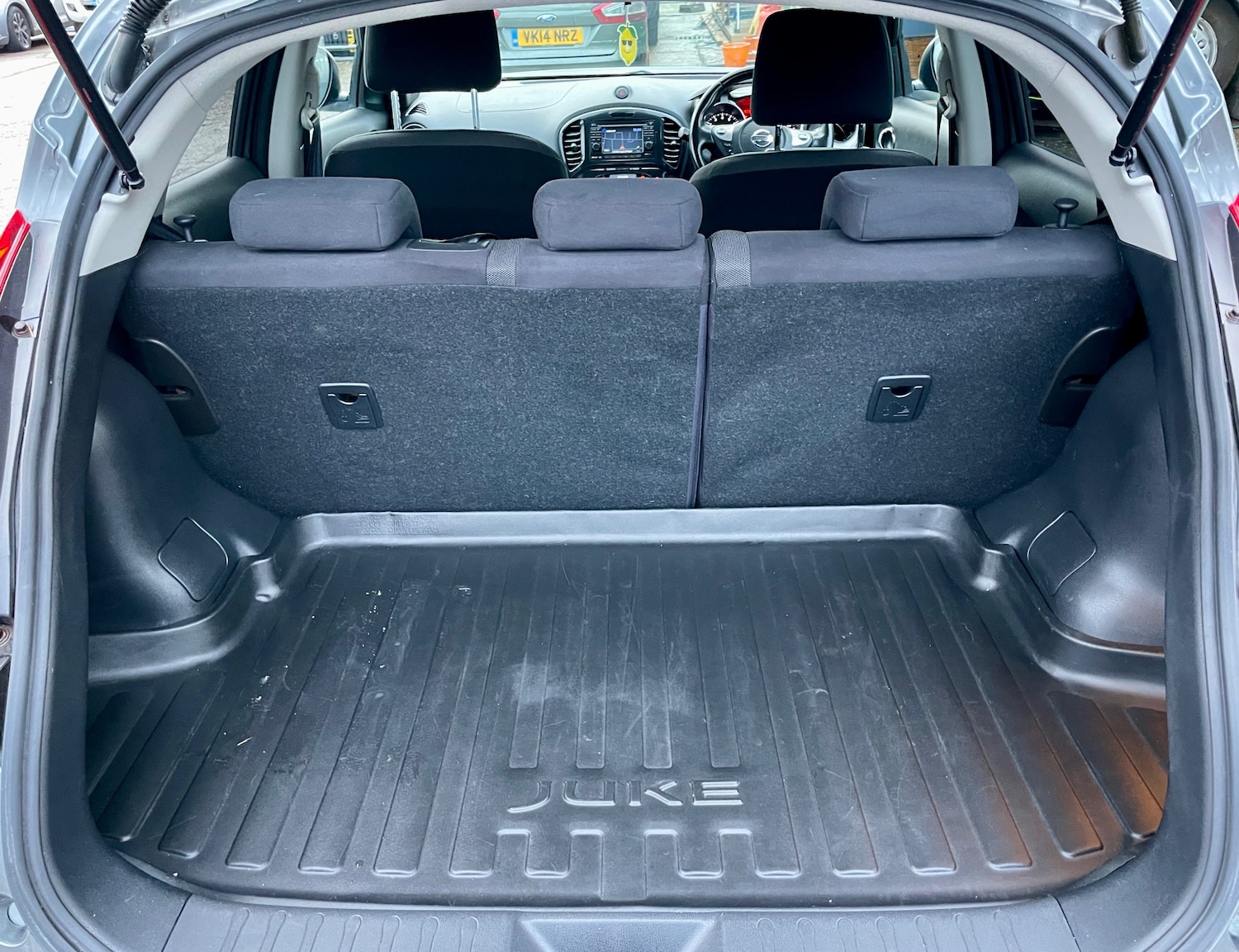 Used Nissan Juke 2011 for sale - 76431104: Photo 14